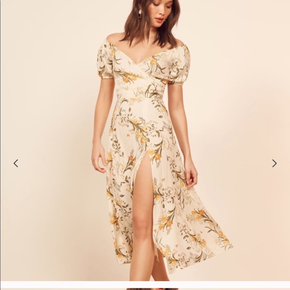 Looking for this reformation dress in a size 0